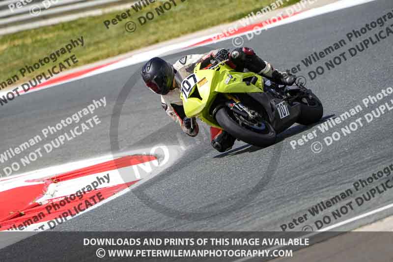 cadwell no limits trackday;cadwell park;cadwell park photographs;cadwell trackday photographs;enduro digital images;event digital images;eventdigitalimages;navarra;no limits trackdays;peter wileman photography;racing digital images;trackday digital images;trackday photos